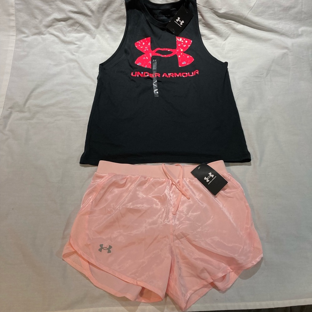 Women’s Under Armour Shorts + tank top, size small, NWT! $55.00!